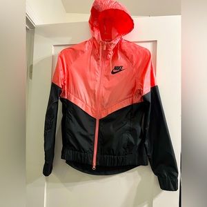 Nike Jacket - (lightweight & waterproof)